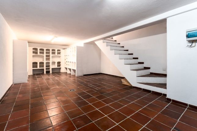 Detached house for sale in Street Name Upon Request, Cascais E Estoril, Pt