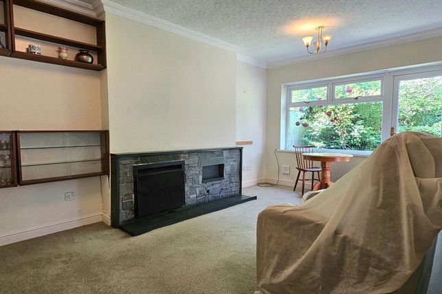 36, Holly Bush Lane, Stourbridge photo 2