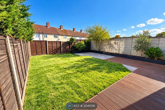 Greenwood Avenue, Cheshunt, Waltham Cross photo 2