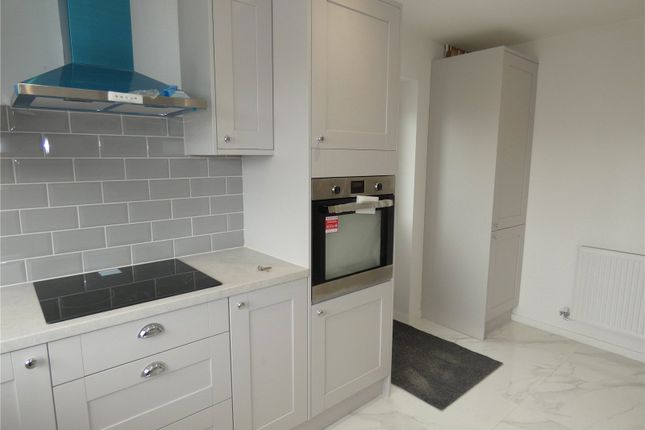 26, Clwyd Court, Denbighshire photo 3
