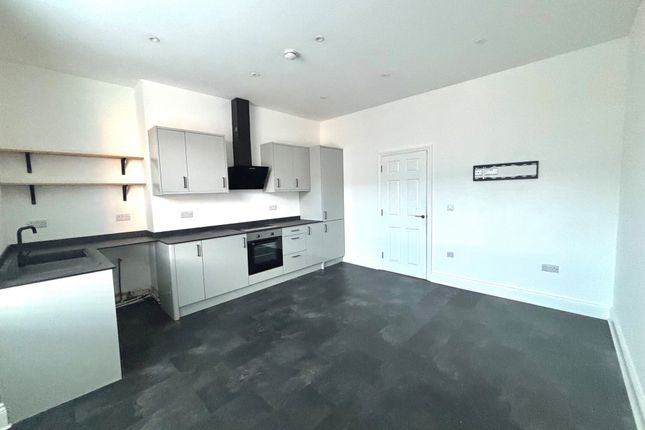 Apt B, Sunderland photo 2
