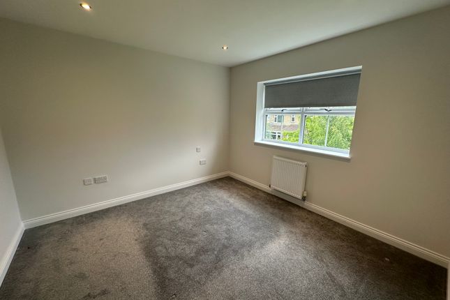 Apartment 2, 40b Morthen Road, Wickersley, Rotherham photo 5