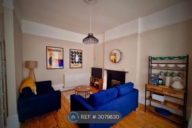 2-bed flat on Manor House Alexandra Road, Whitstable, £1,295/mo
