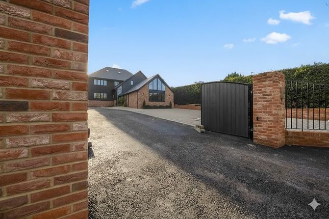 1-3 Meadow Court, School Lane, Rochester photo 2