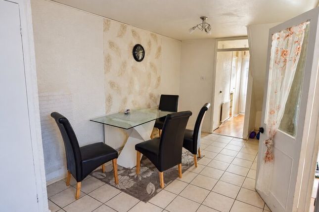 19, Arabis Place, Basildon photo 3