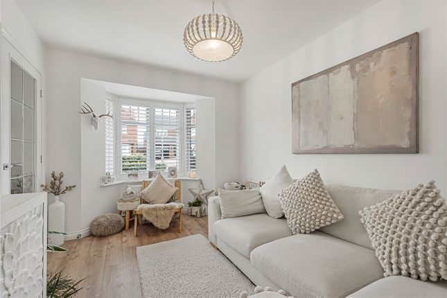 42, Orpington Way, Newark photo 4