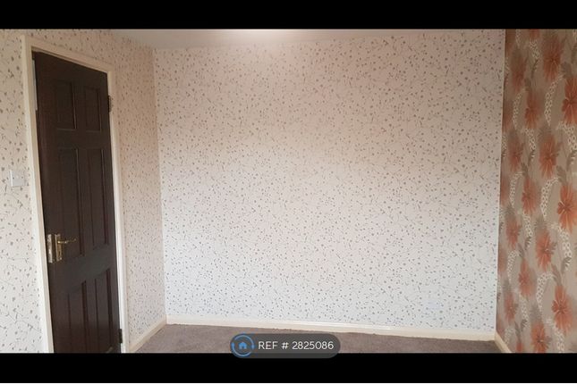 Kinder Close, Thamesmead Croydon, London photo 3