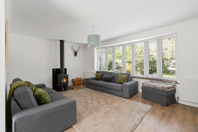 14, Fernside Road, Ferndown photo 2