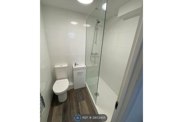 Flat, Haemes House Alfriston Road, Camberley photo 2