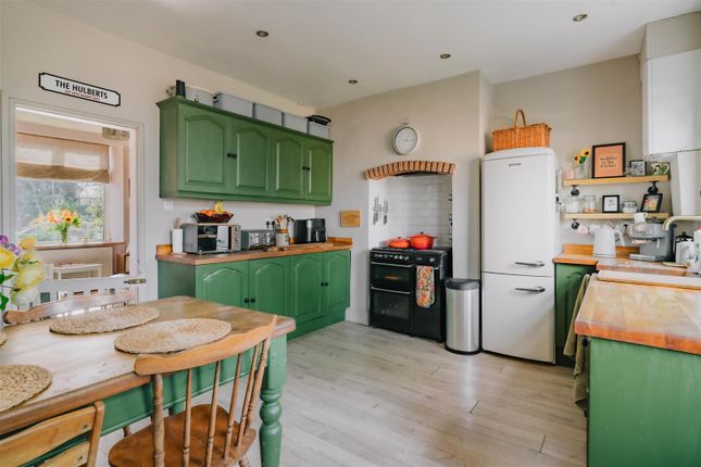 34, Ashover Road, Chesterfield photo 4