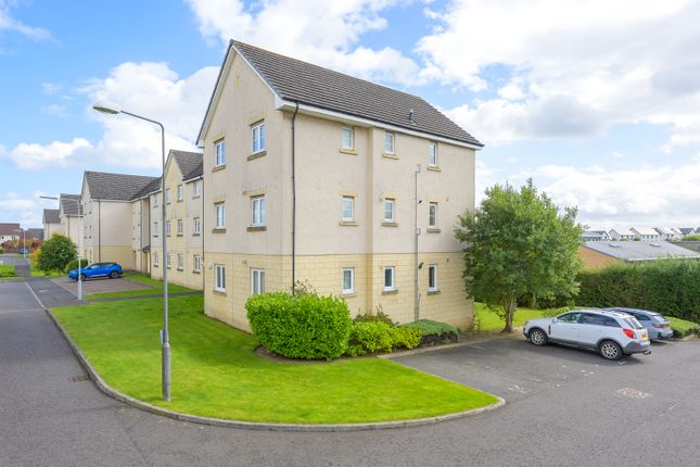 2-bed flat on 55c, Tarmachan Road, Dunfermline, £150,000