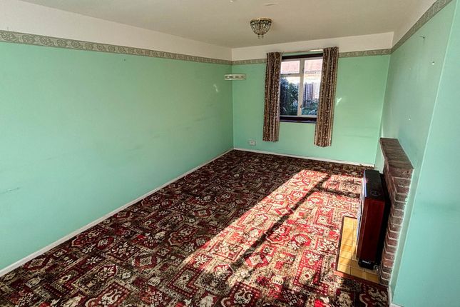 14 Crossways, Middleton-on-Sea, Bognor Regis photo 4