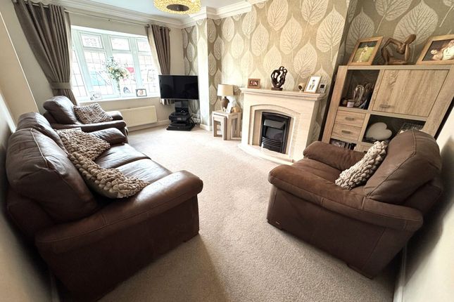 5 Mercer Grove, Wolverhampton photo 4