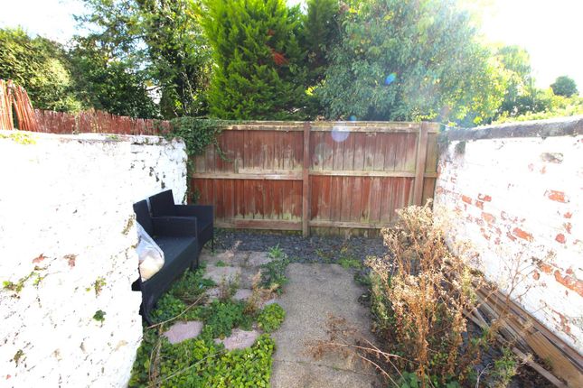 14, The Green, Stockton-On-Tees photo 3