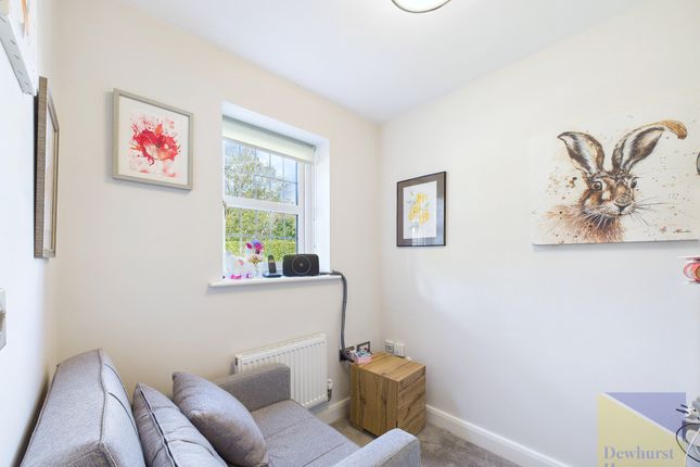 2, Old Smithy Close, Lea photo 4