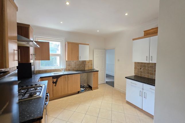 151, Ashburnham rd, Luton photo 4