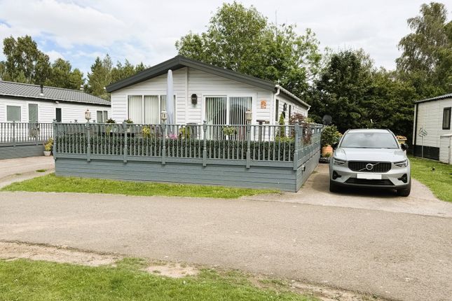 2-bed caravan on Tydd St. Giles Golf & Leisure Centre,21 Augusta Drive, Kirkgate, Wisbech, £119,995