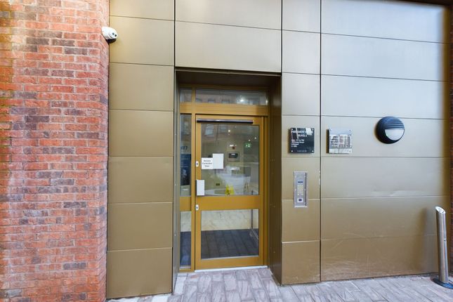 Apt 407, Parliament Square, Liverpool photo 3