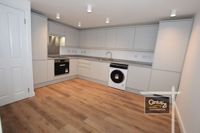 Flat 2,  4, Mill Road, Southampton photo 2