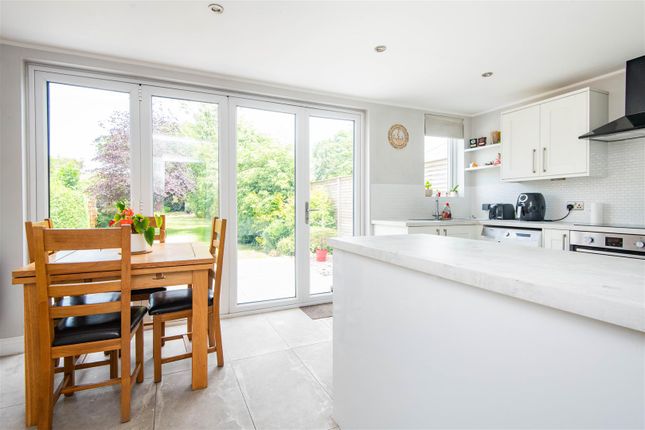 29, Kearsley Avenue, Preston photo 3