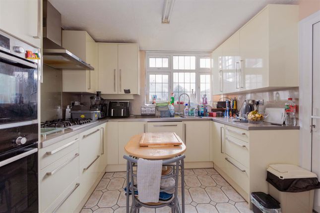 29, High Street, Slough photo 2
