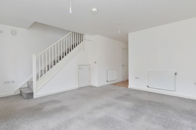 12, Kirtley Way, Ashford photo 3