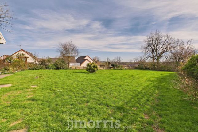 8 Jubilee Gardens, Narberth photo 3