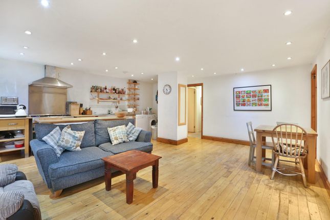 Flat for sale in Mary Datchelor Close, London