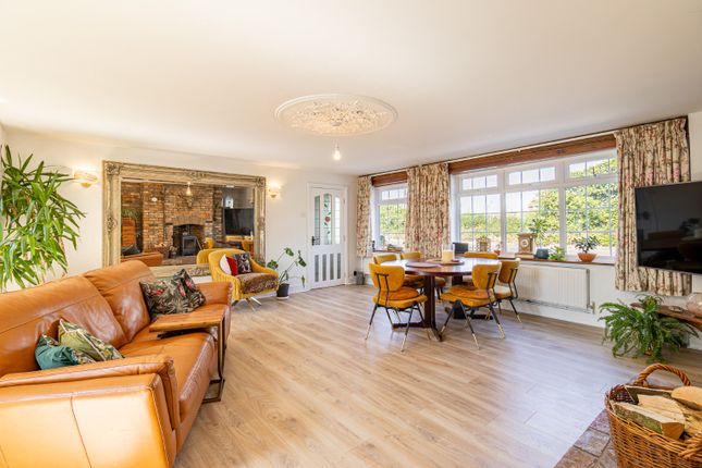 41 Westgate Street, Southery, Norfolk photo 4