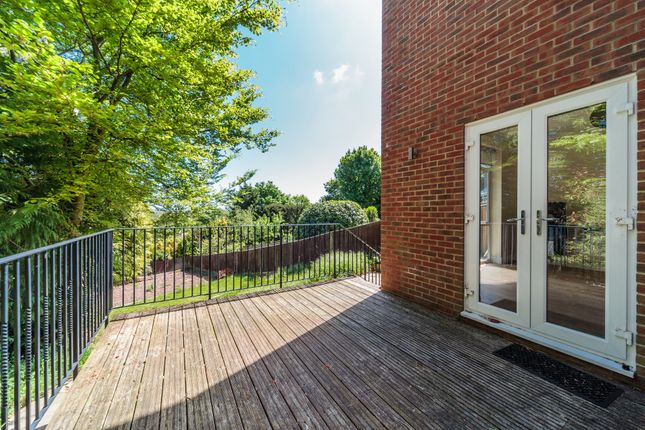 Detached house to rent in Croft Road, Brighton, East Sussex