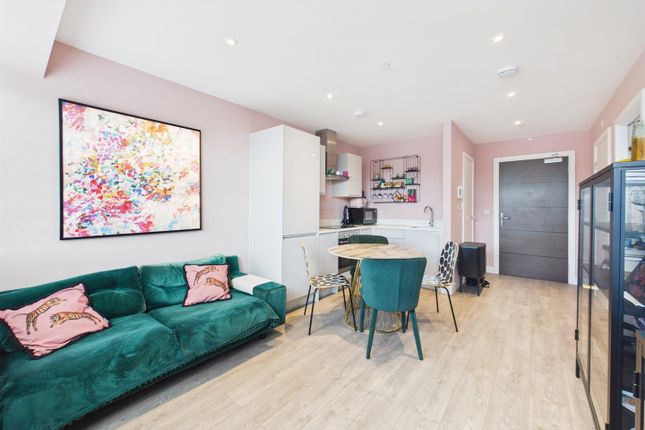 Flat 45, Queens house, 3 Kymberley Road, Harrow photo 2