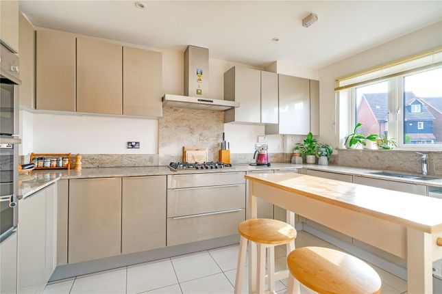 5 Dukes Drive, Tunbridge Wells photo 2