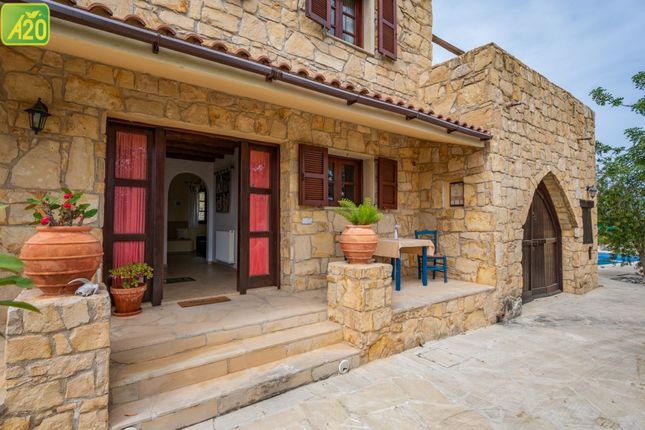 Villa for sale in Lysos, Polis, Cyprus
