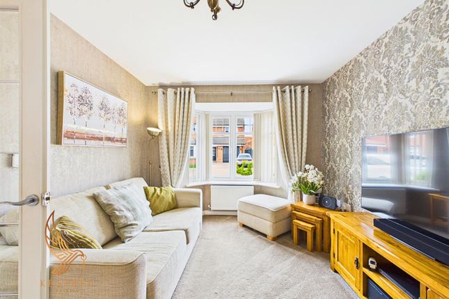 6, Stubbs Close, Pontefract photo 2