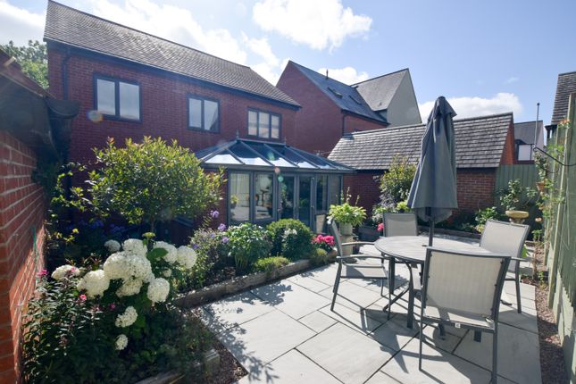 9, Reynolds Fold, Telford photo 4