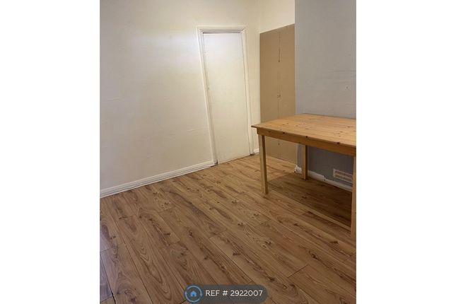 Milton Road, Luton photo 5