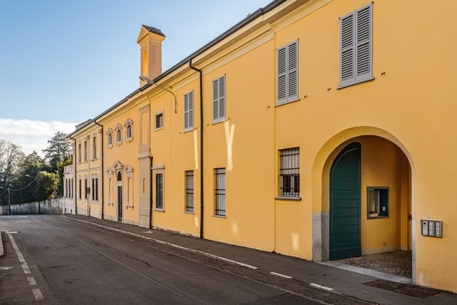 Apartment for sale in Lombardia, Como, Appiano Gentile
