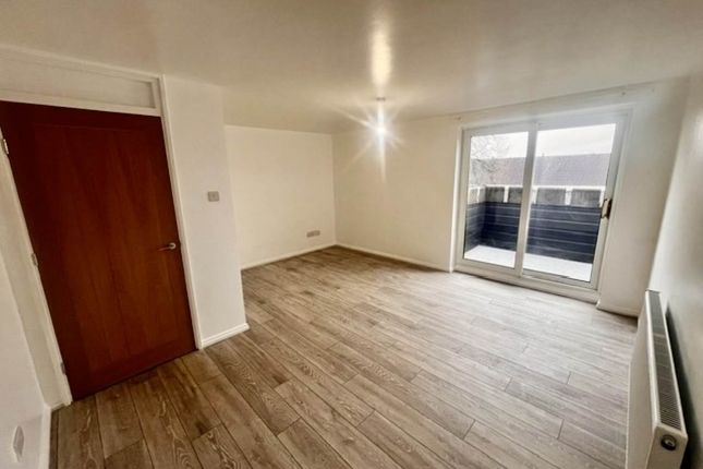8, Litton Walk, Barnsley photo 3