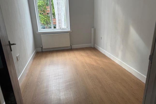 Greenford Road, Greenford photo 3