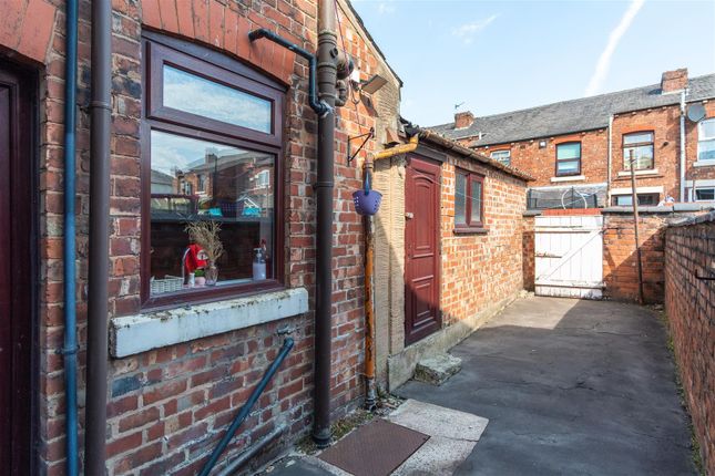14, Westwood Road, Leyland photo 4
