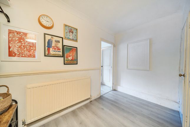 1373225-11-68Ff8c...