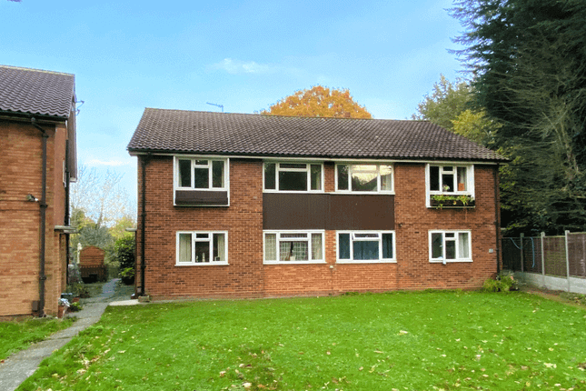 Thumbnail Flat for sale in Hilda Vale Close, Orpington