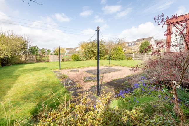 Detached bungalow for sale in Knowehead Road, Crossford, Dunfermline