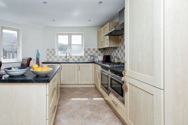 Flat for sale in Upminster Close, Monkston Park, Milton Keynes