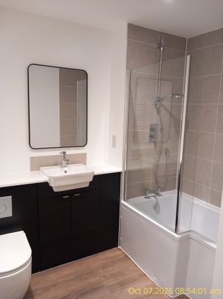 9, Ironmasters Way, Telford photo 2