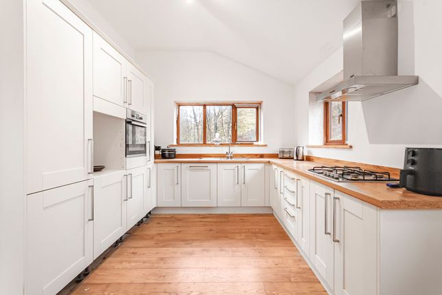 3-bed detached on Holt House Hill End Lane, Rossendale, £360,000
