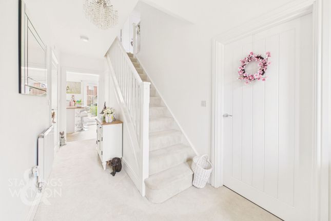 7 Tudor Road, Norwich photo 4
