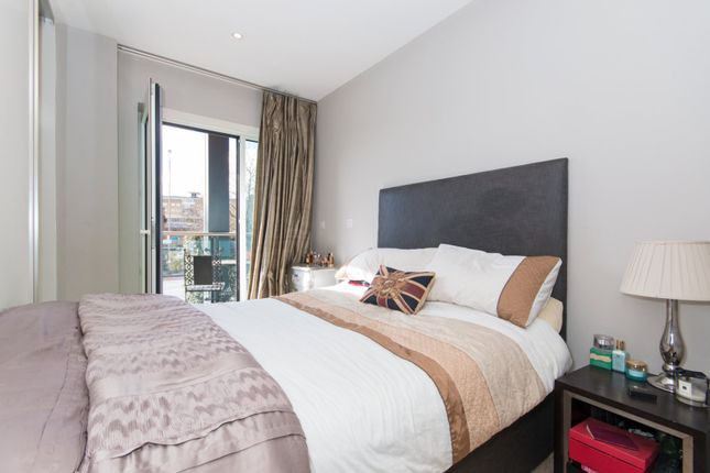 Juniper Drive, London photo 4