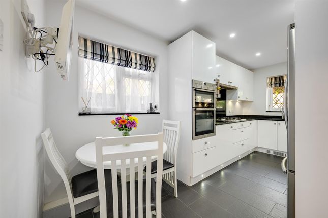 19a, Glassmill Lane, Bromley photo 3