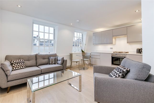 Flat to rent in Markham Street, Chelsea, London